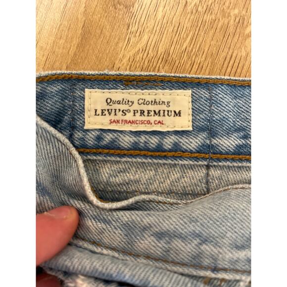 Levi's Womens Premium Wedgie Straight Jeans Size 28 Destroyed Button Fly Hi Rise - Picture 6 of 11